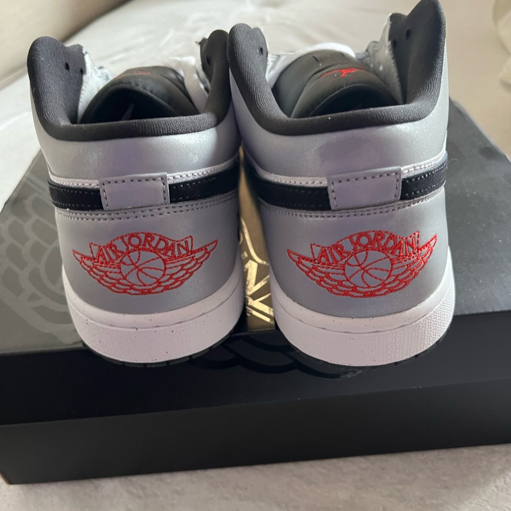 Jordan Men's Black and White Sneakers - Picture 2 of 3